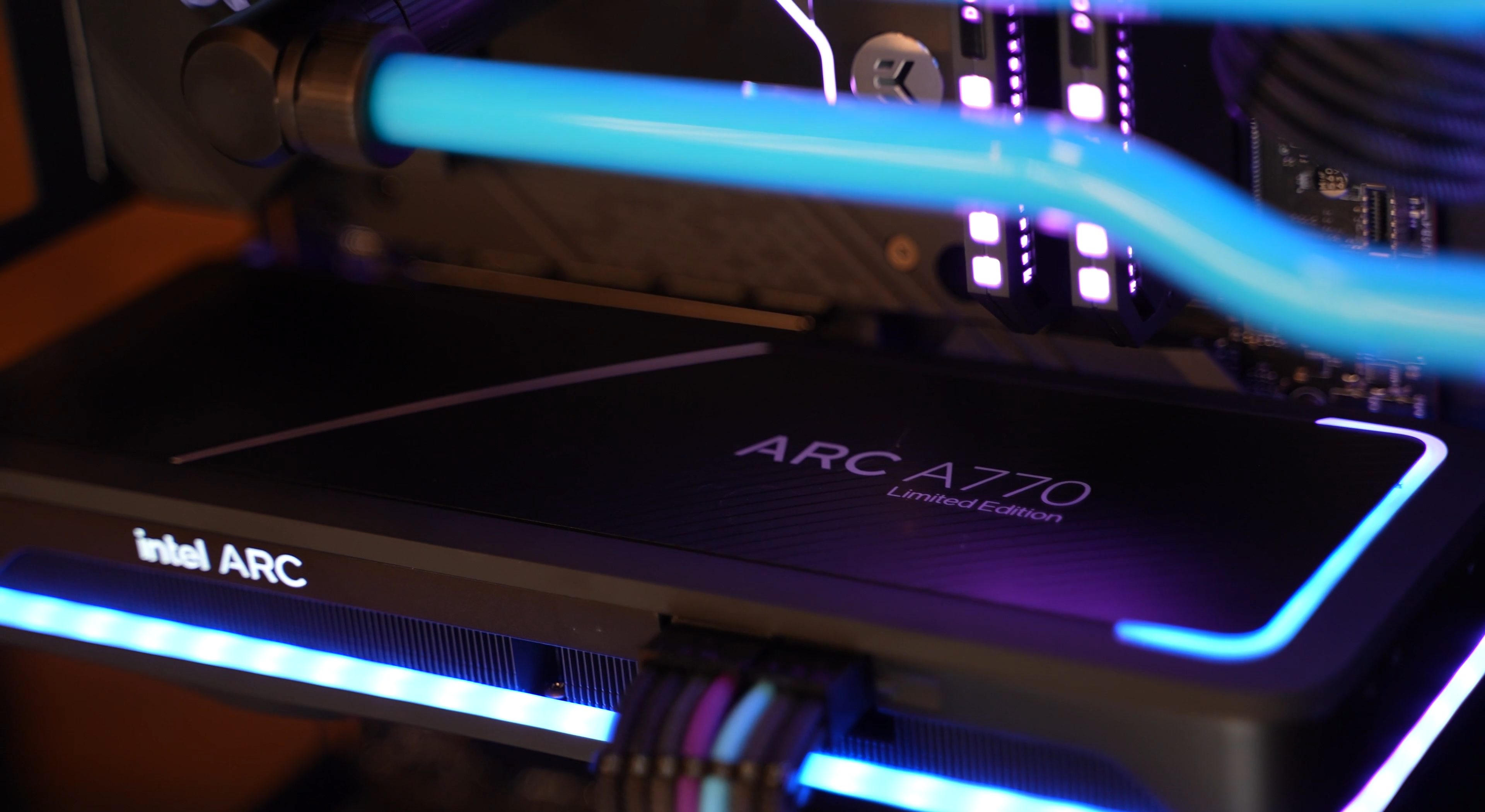 Видеокарта Intel Arc A770
